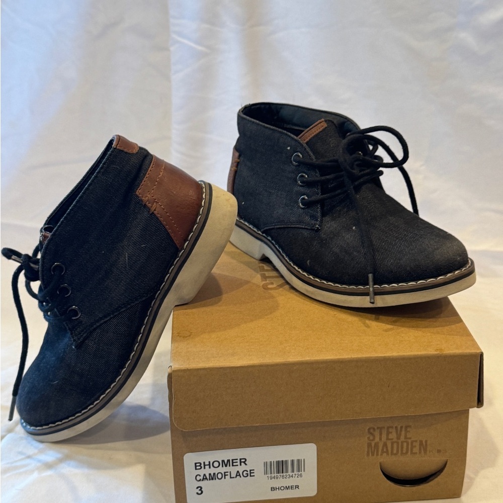 Steve Madden Black and Tan Kids Chukka Boots